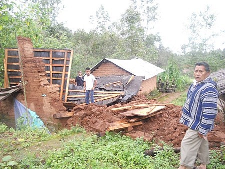 "En Malinatepec no se han visto ni soldados ni Portección civil" Foto: Rolando Sáchez Quintero