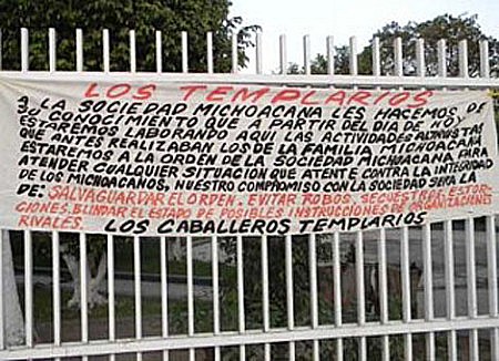 Aviso de la llegada de los Caballeros templarios en 2011. Foto: milenio.com