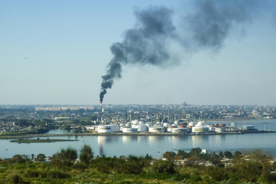 refineria Montevideo